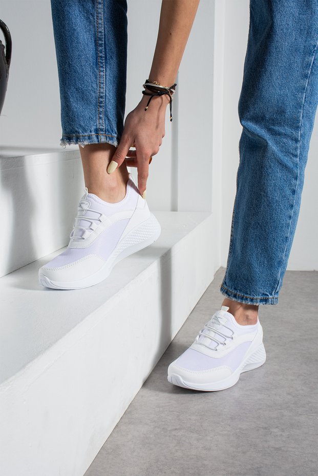 Women's Sneaker Sports Shoes for Daily Wear Orthopedic Soft Light Sole