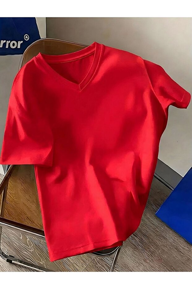 V-Neck Oversized T-Shirt 4Vq2