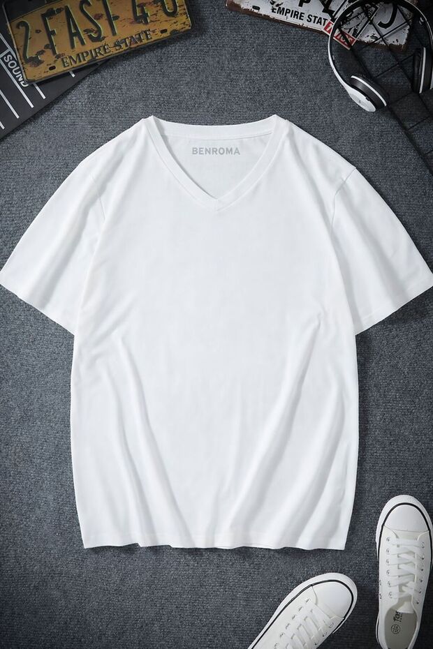 V-Neck Oversized T-Shirt 3Vq2