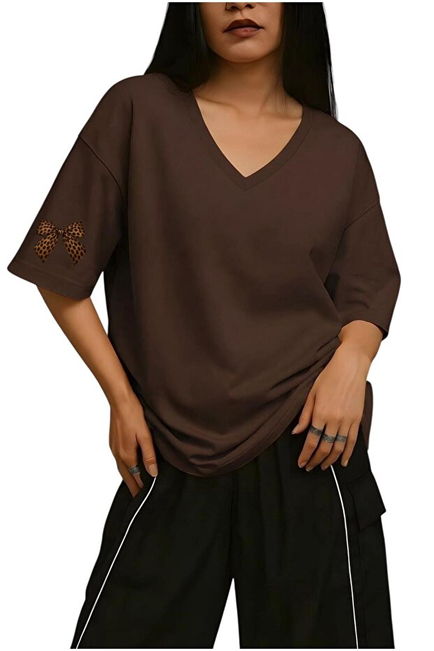 Ribbon Printed V-Neck Oversize T-Shirt 2Vq6