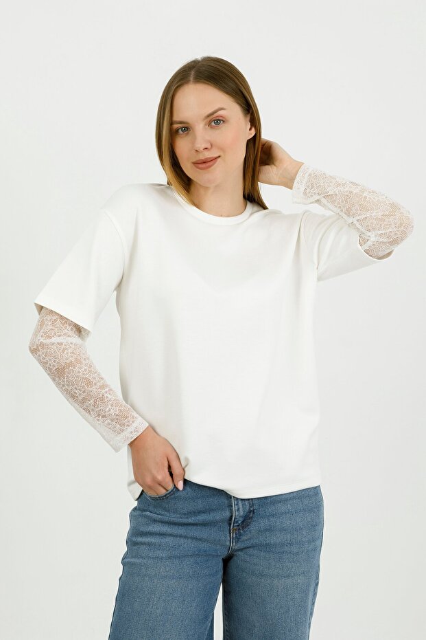 Women's Ecru Sleeve Lace Pack Oversized Crew Neck T-Shirt - H6060