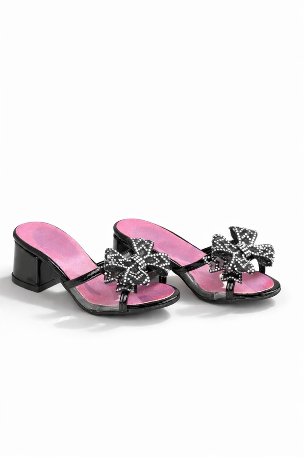 Girl Child Slipper :)The Sparkling World of Little Princesses