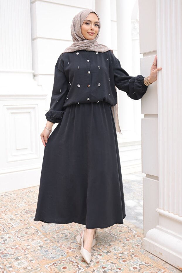 Black Jacket and Skirt Set with Elastic Sleeves and Waist and Stones