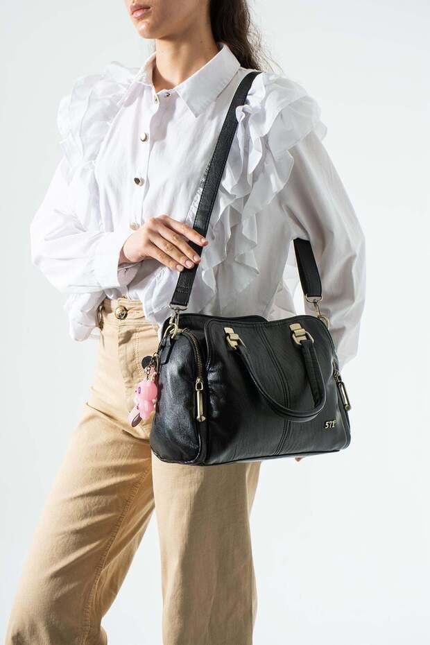 Washed Leather Crossbody Bag, Shoulder Bag, Black Model: (571-17U)