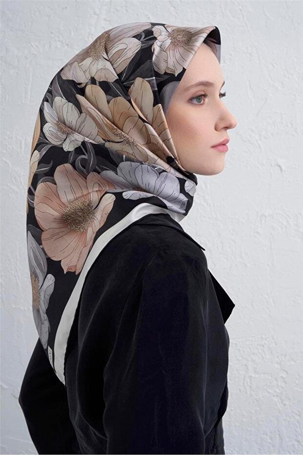 Sura Silk Scarf 9403-84