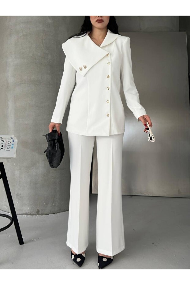 Turn-Down Collar Gold Buttoned Blazer Jacket and Trousers Two-Piece Set