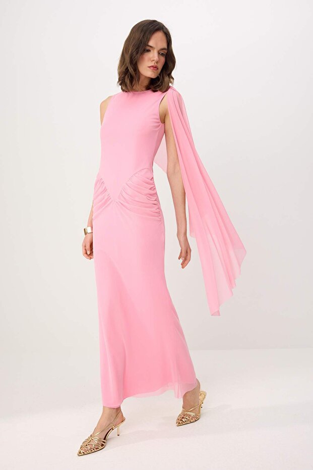 Pembe Pelerinli Örme Tül Maxi Abiye & Mezuniyet Elbisesi TPRSS26AE00033 - 1