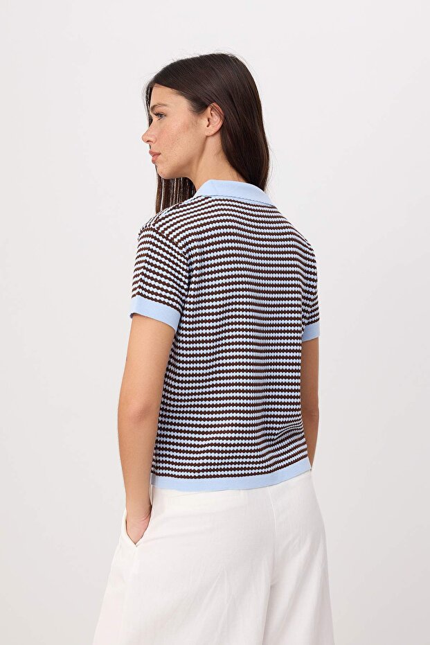 Kahverengi Polo Yaka Çizgili Triko Bluz TWOSS25BZ00183 - 4