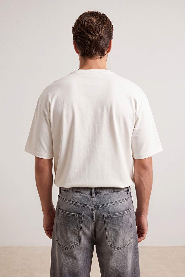 Ekru Oversize/Geniş Kesim Slogan Nakışlı %100 Pamuk T-Shirt TMNSS26TS00055 - 4
