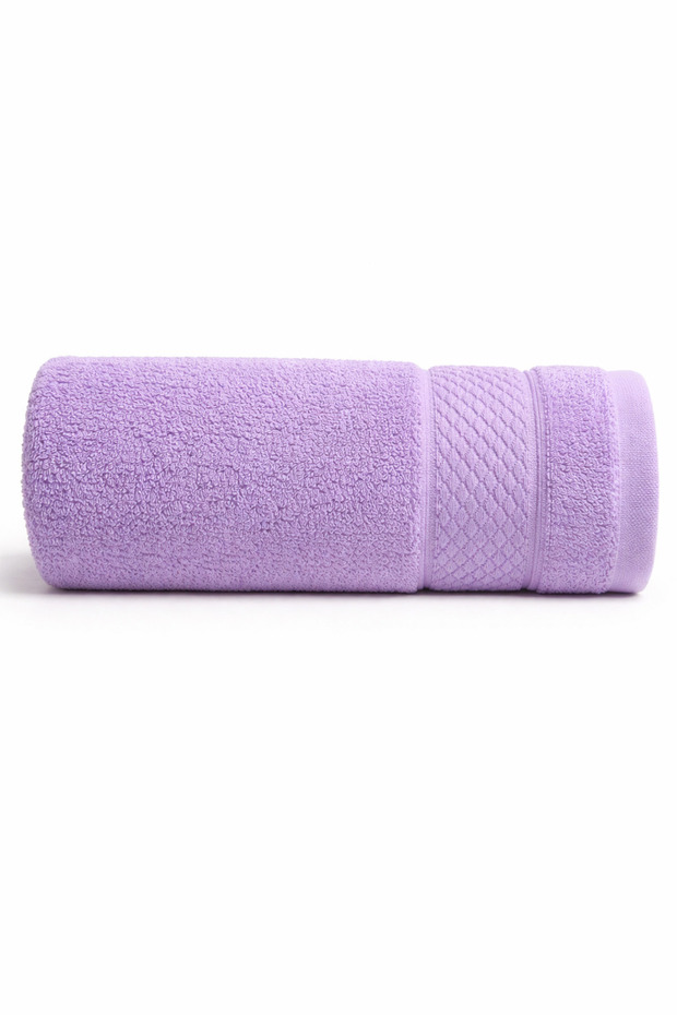 - Cotton-Rich Bath Towel 70x140 cm