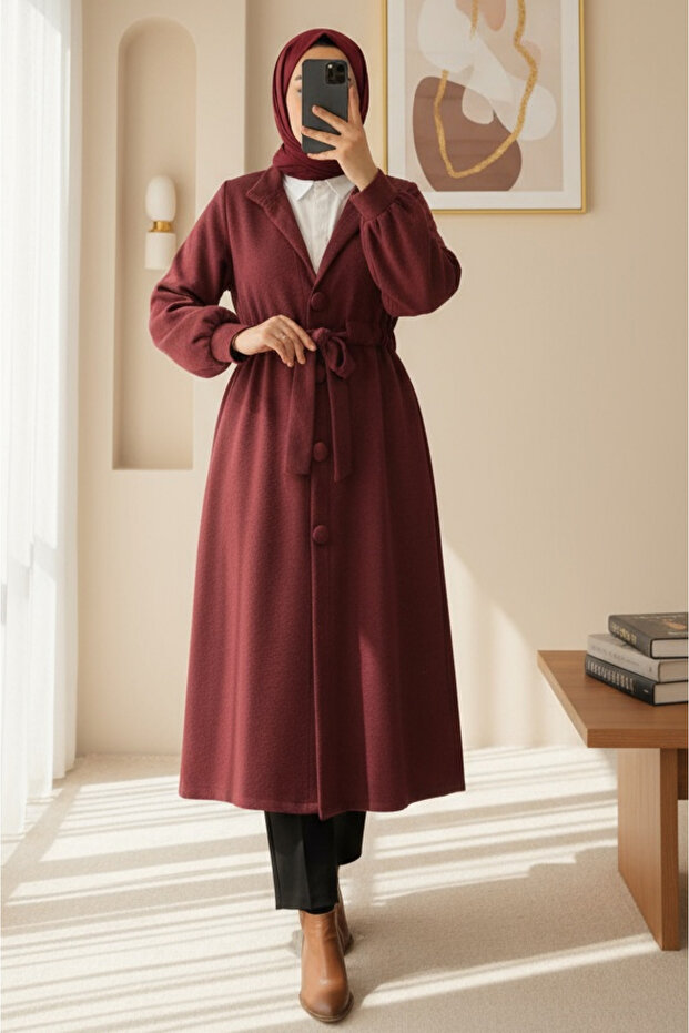 Judge's Collar Tunnel Lace-Up Cashew Coat - Burgundy