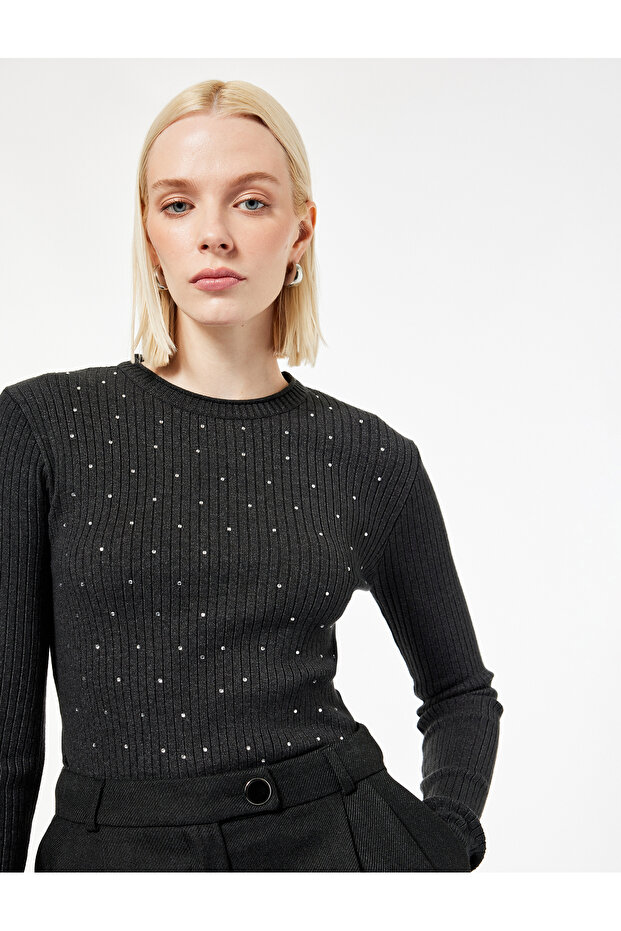 Long Sleeve Crew Neck Stone Knit Sweater