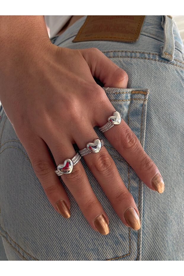 Curved Silver Heart Ring