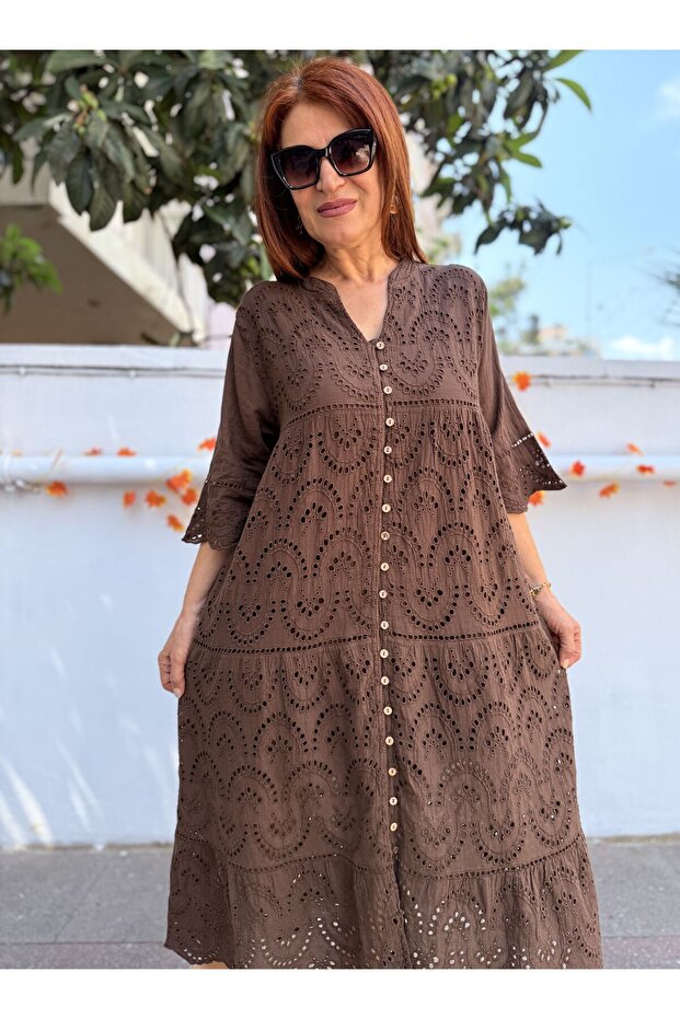 Rochie cu nasturi brodat maro - 6