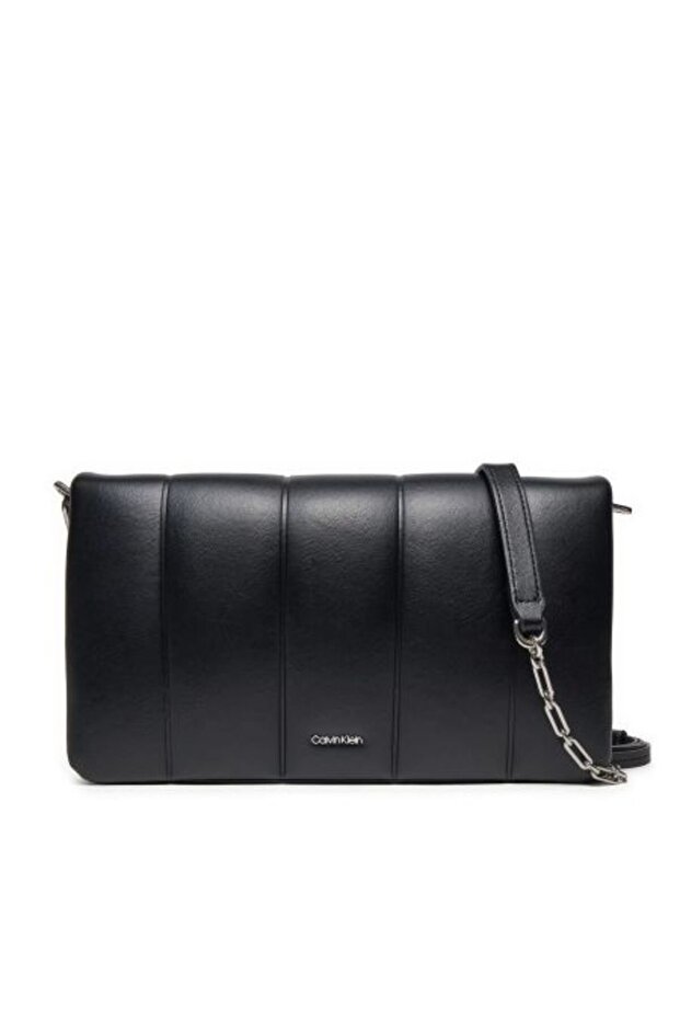 Women's Leather Black Shoulder Bag with Magnetic Closure and Adjustable Chain Shoulder Strap K60K612787-Beh