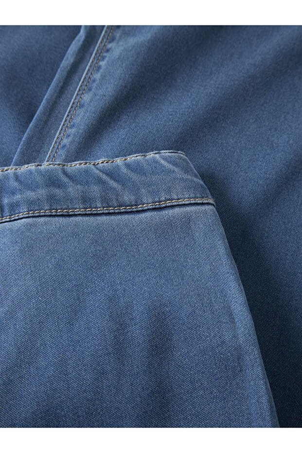 Jeans mit weiter Passform - 5