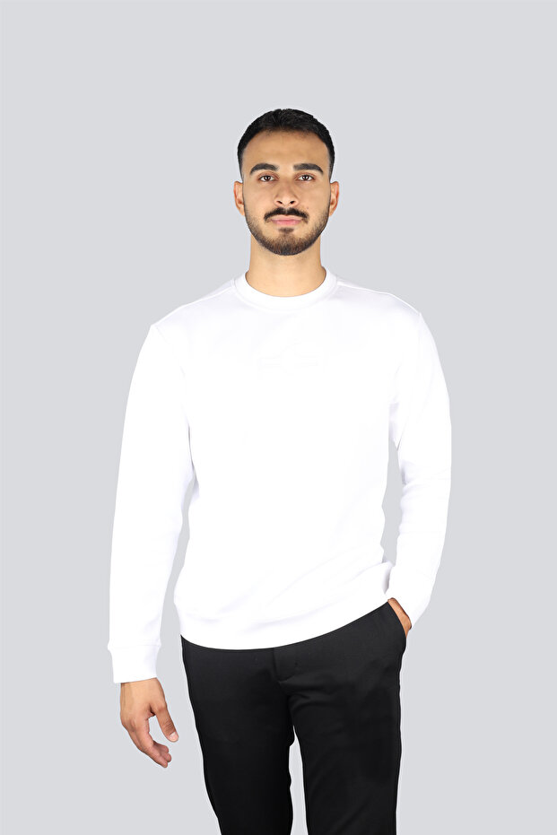 Men's Regular Fit Round Neck Shark Logo Embroidered Long Sleeve White Sweatshirt