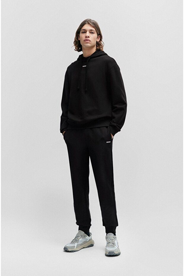 Erkek Kapüşonlu Yakalı Gögüs Ortasında Kontras Logolu Siyah Sweatshirt - 3