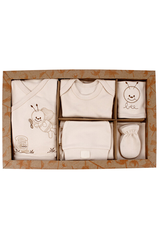 Milk Coffee Bee Embroidered 8 Piece Hospital Discharge Set