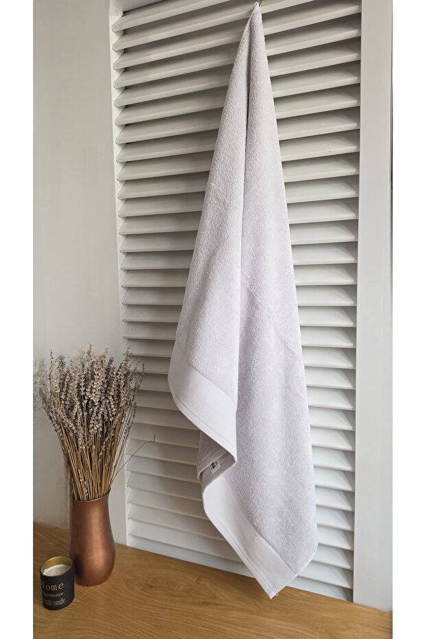 100% Cotton Oversized Bath Towel (90X150)