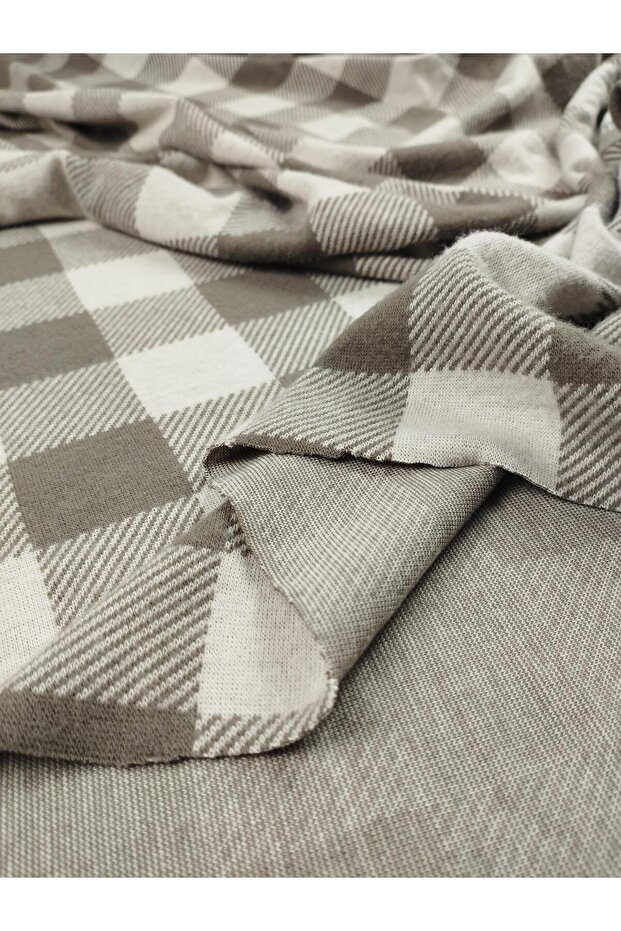 Gray Ecru Interlock Knitted Fabric Width: 140cm
