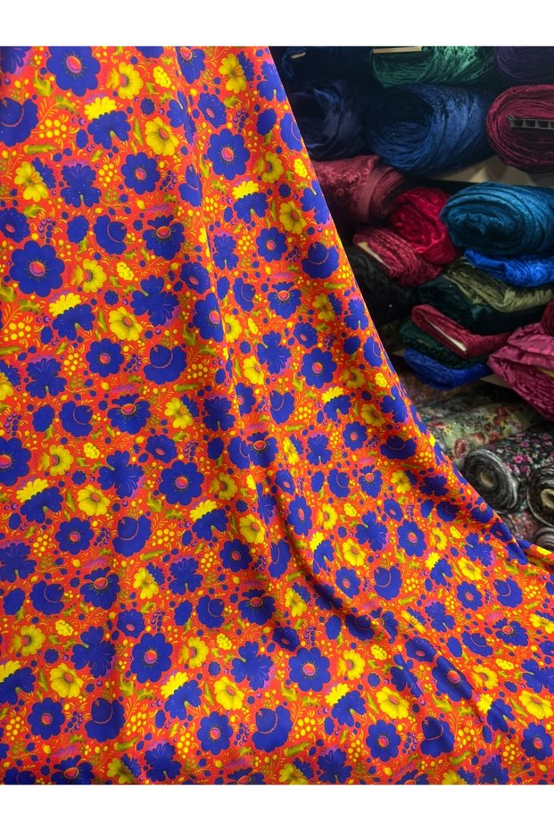 Patterned Lycra Jersey Fabric 150 cm Wide (Travera)