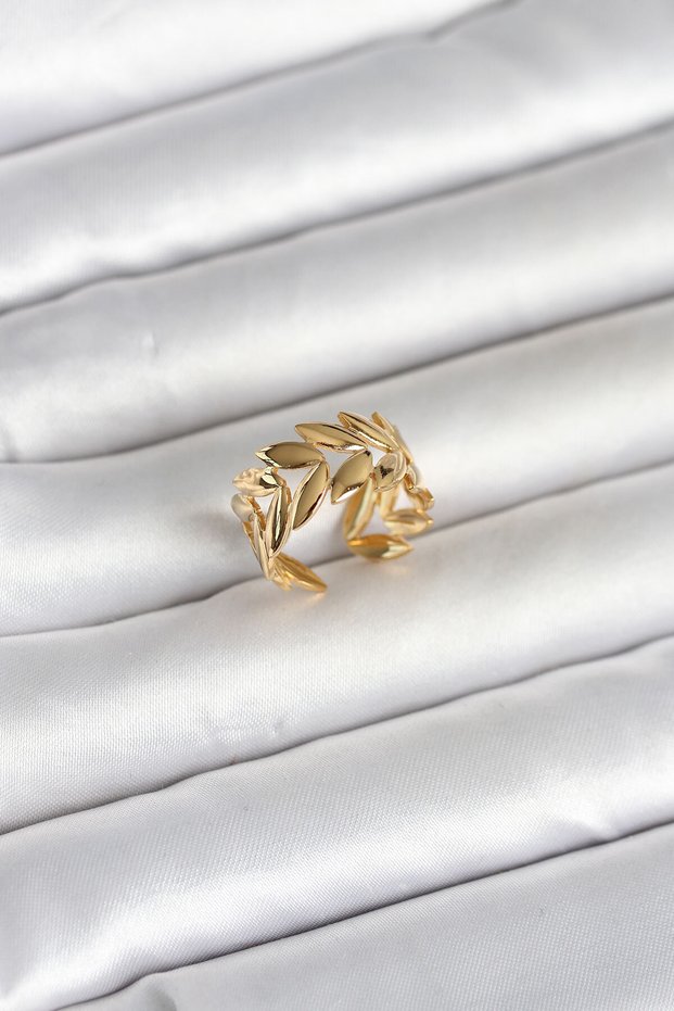 Stylish 316L Steel Gold Color Spike Figure Women Ring Teachers Mothers Valentine's Day Gift