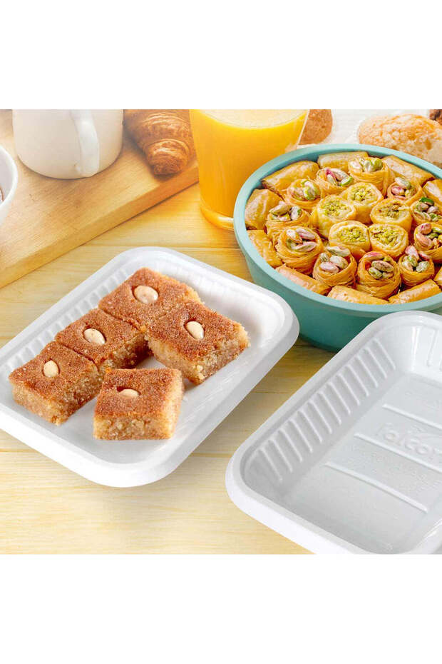 500 g Rectangular Plastic Trays - 3