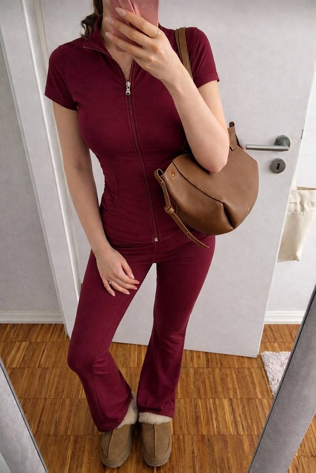 Voga Bordo Basic Fitness Yoga Pilates Slim Fit Zippered Spanish Leg 2-Piece Sports Leggings Set