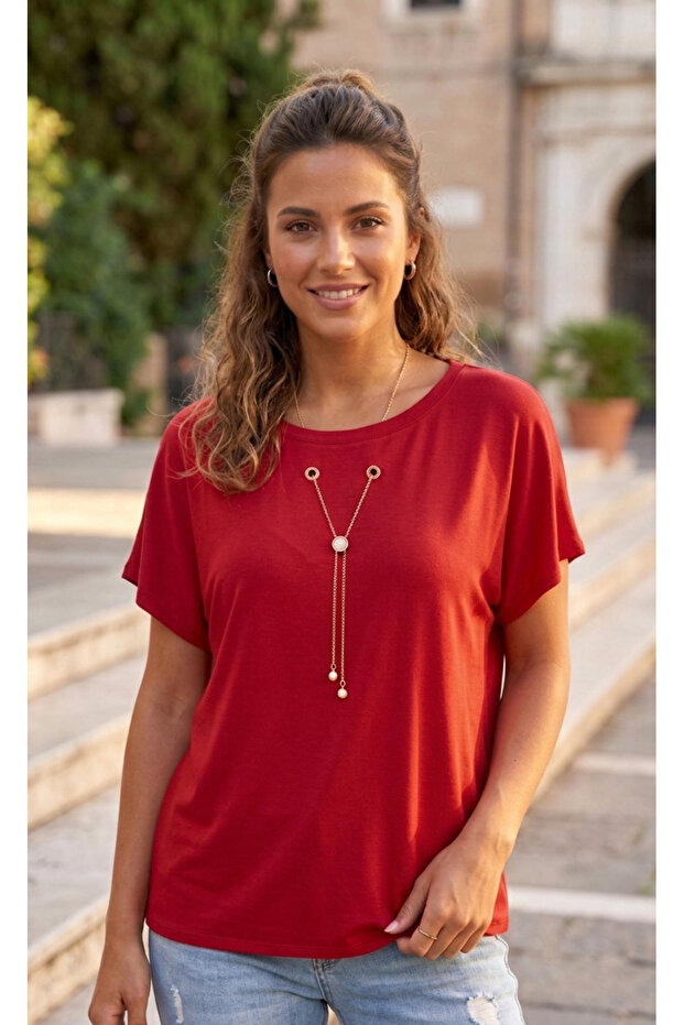 Kolyeli Tshirt Bluz