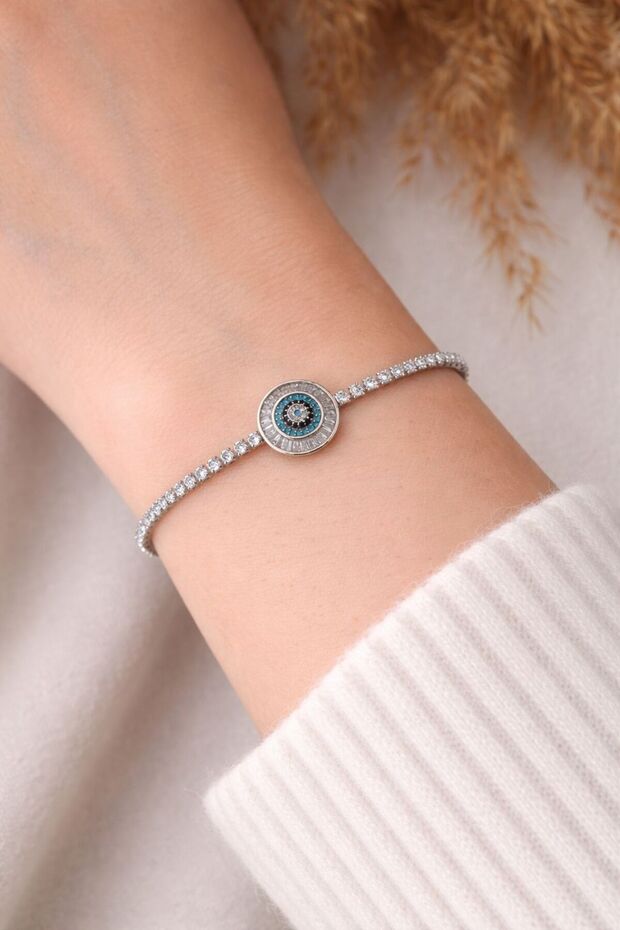 Zircon Stone Figure Detailed Waterway Steel Bracelet