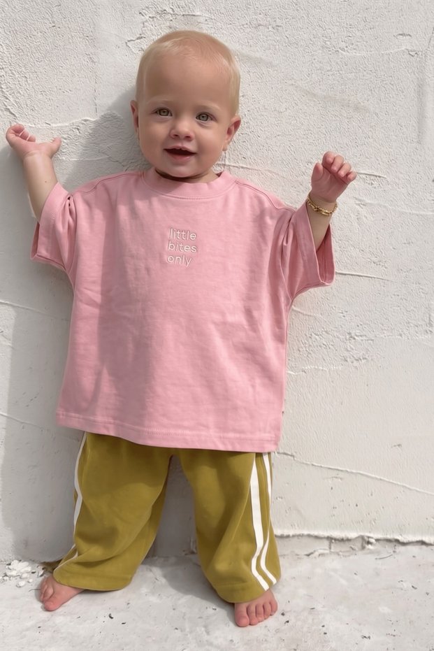 Pink Embroidered Oversize / Wide Fit 100% Cotton Crew Neck Baby - Kids T-Shirt 1 - 5 Years