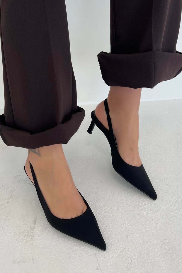 Angela Women's Low Heel Fabric Shoes Black