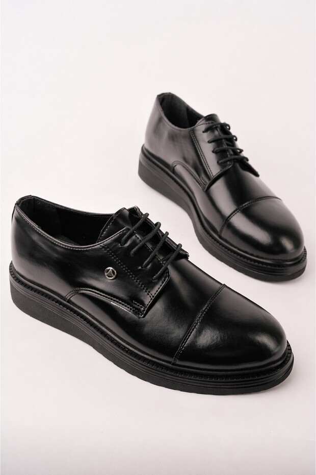 Artos Lace-Up Comfortable Sole Men's Daily Classic Casual Shoes