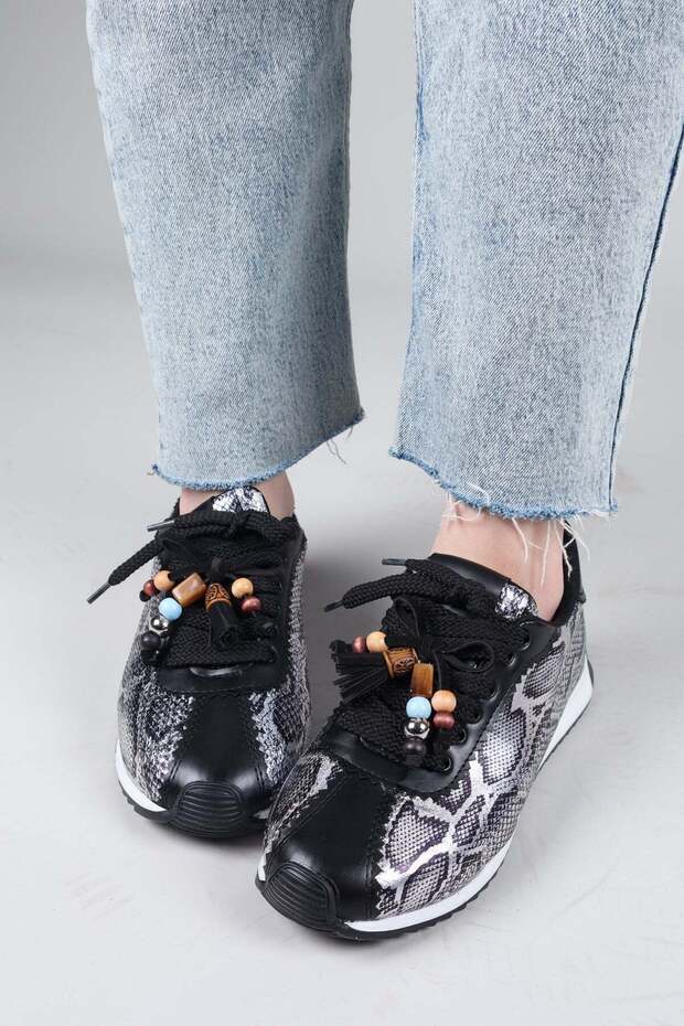 Zimeja Snake Pattern Sneakers Black