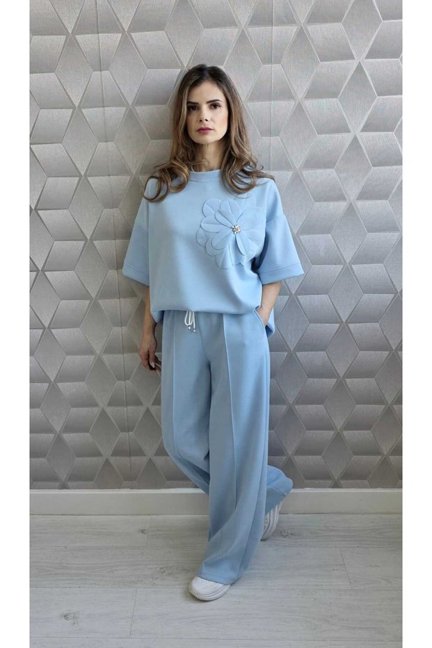 Casual set with Patterned , Drapey and comfortable cut