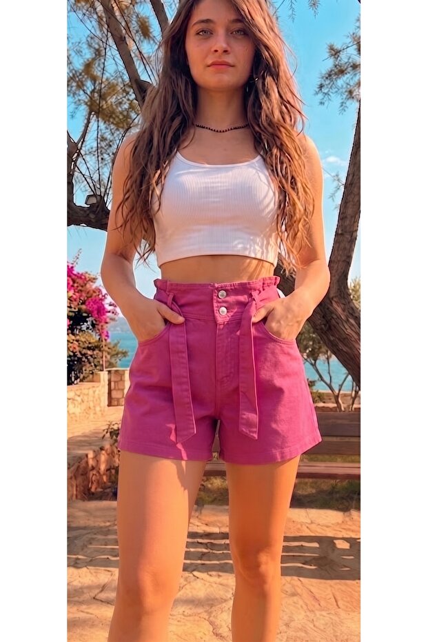 شورت ميني من الدنيم عالي الخصر بدون حزام ليكرا