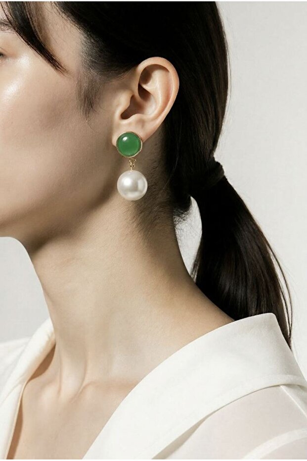 Dangle Earrings with Pearls and Figures
