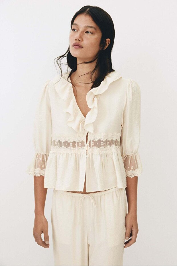 Lace-detail blouse