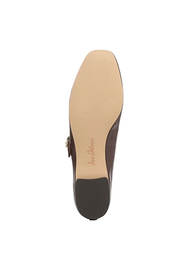 Michaela Mary Jane Flat - 7