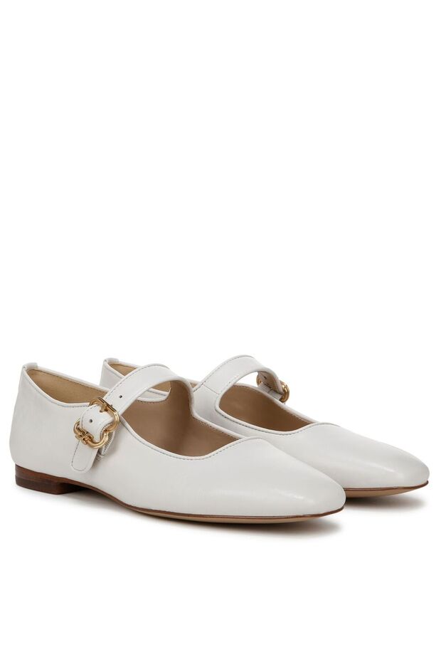 Michaela Mary Jane Flat