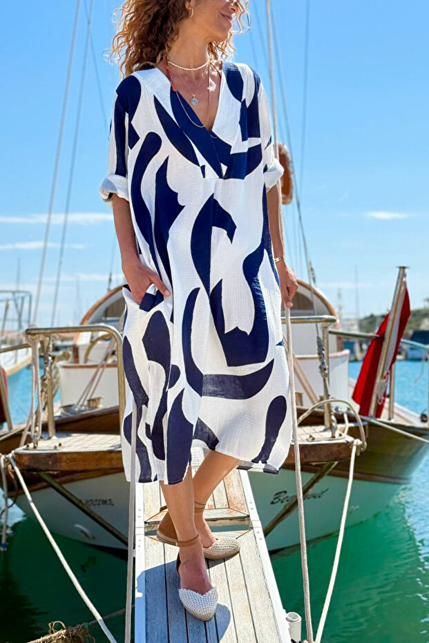 Italian White-Navy Blue V-Neck Geometric Patterned Muslin Casual Woven Dress with Pockets 110 65