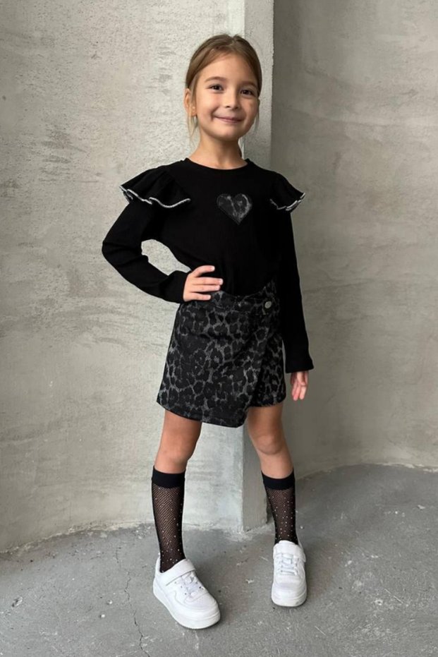 Girl's Heart Detailed Sweatshirt and Leopard Patterned Shorts Skirt Set Black