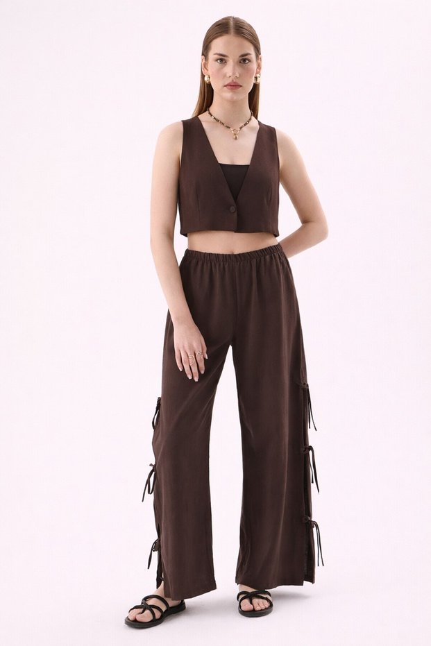 Crep Women's Side Tie Detailed Slit Wide Leg Pants – Relaxed Fit Cotton Linen Textured Brown