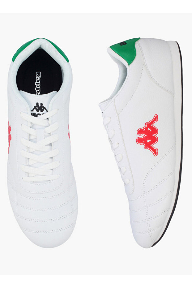 Men Lace-Up Football Shoes