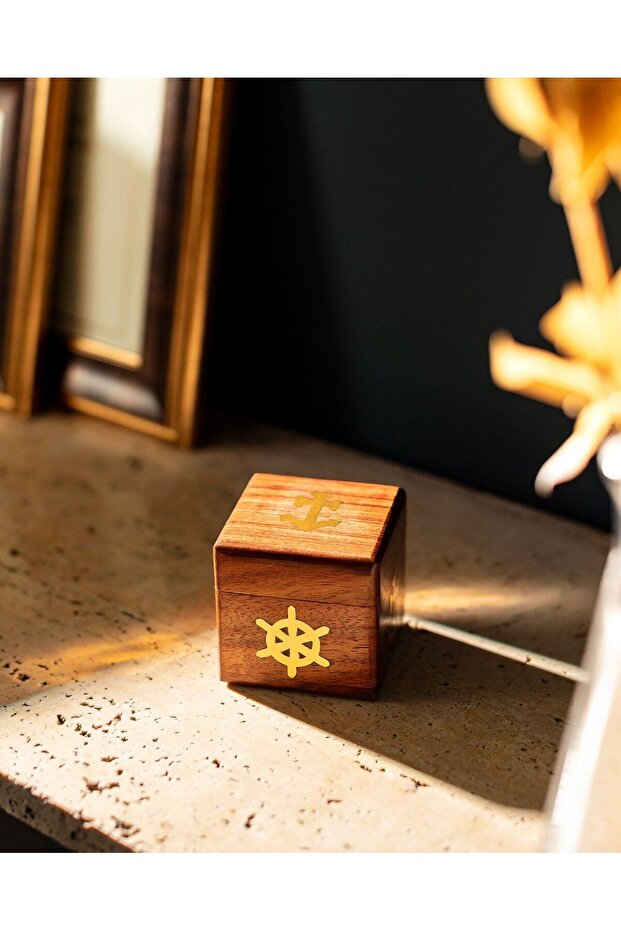 Raison Box - 1
