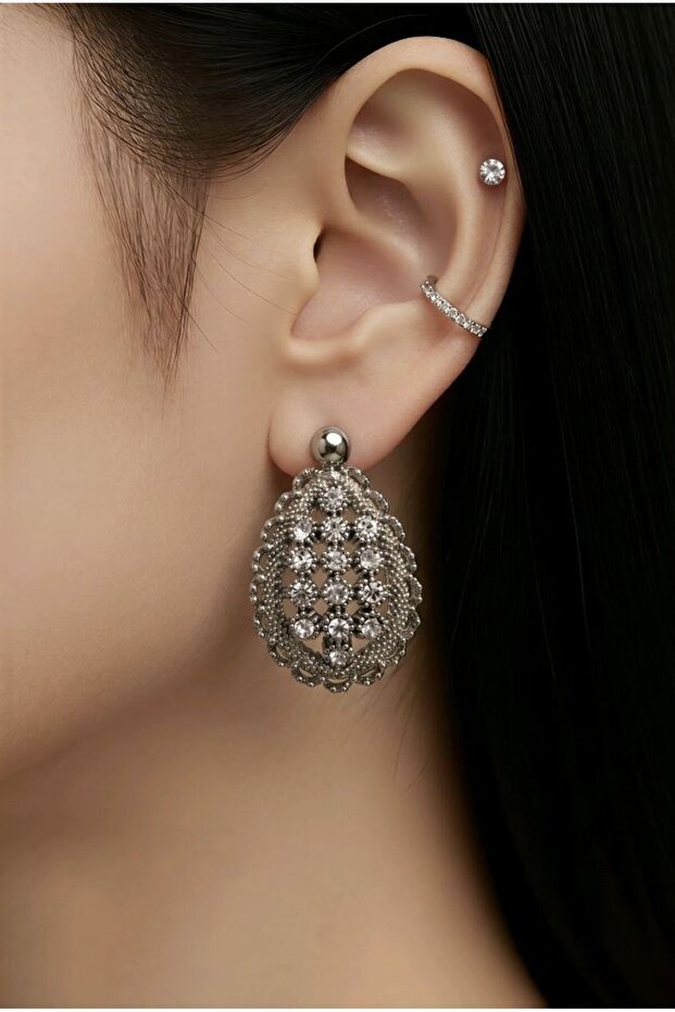 Figured Drop-Shaped Special Design Earrings
