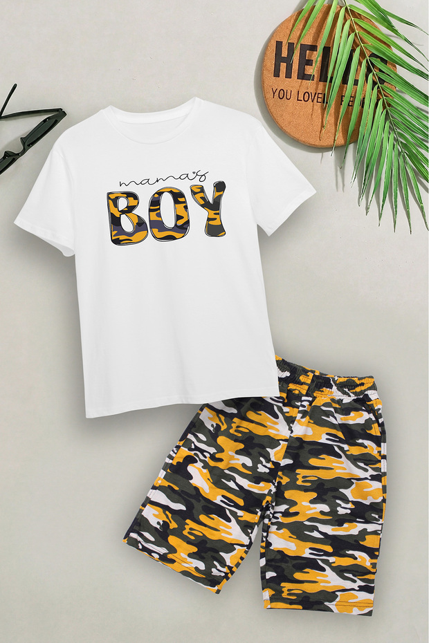 Round Neck T-Shirt with Oversized Print Detail and Camouflage Pattern Capri Summer Boys' Top and Bottom Set