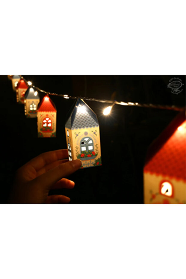 Lighted Cabins (Holiday Decorations) - 8