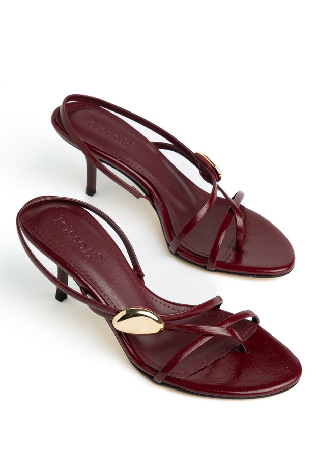 Women's Burgundy Leather Cross-Strapped Gold Buckle Detailed Casual Sandals